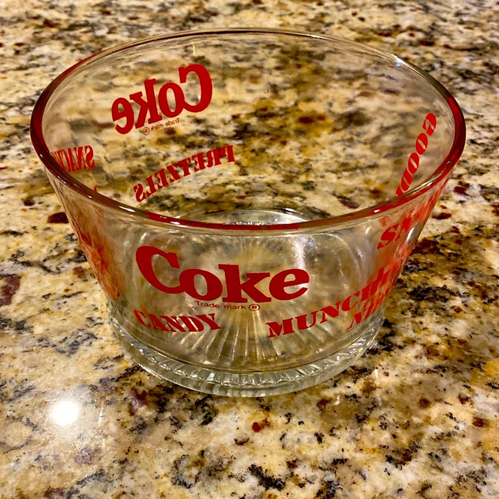 Vintage Coca Cola Smack Munchies Candy Goodies Pretzels Heavy Glass Bowl Dish